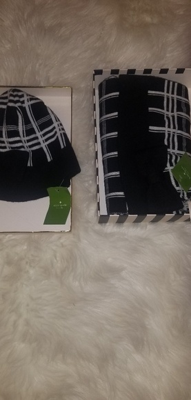 NWT Kate Spade hat and scarf in box. - Picture 5 of 8